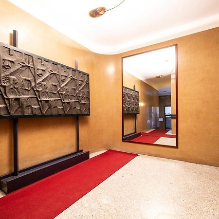 Loreto Elegant Flat Милано Екстериор снимка