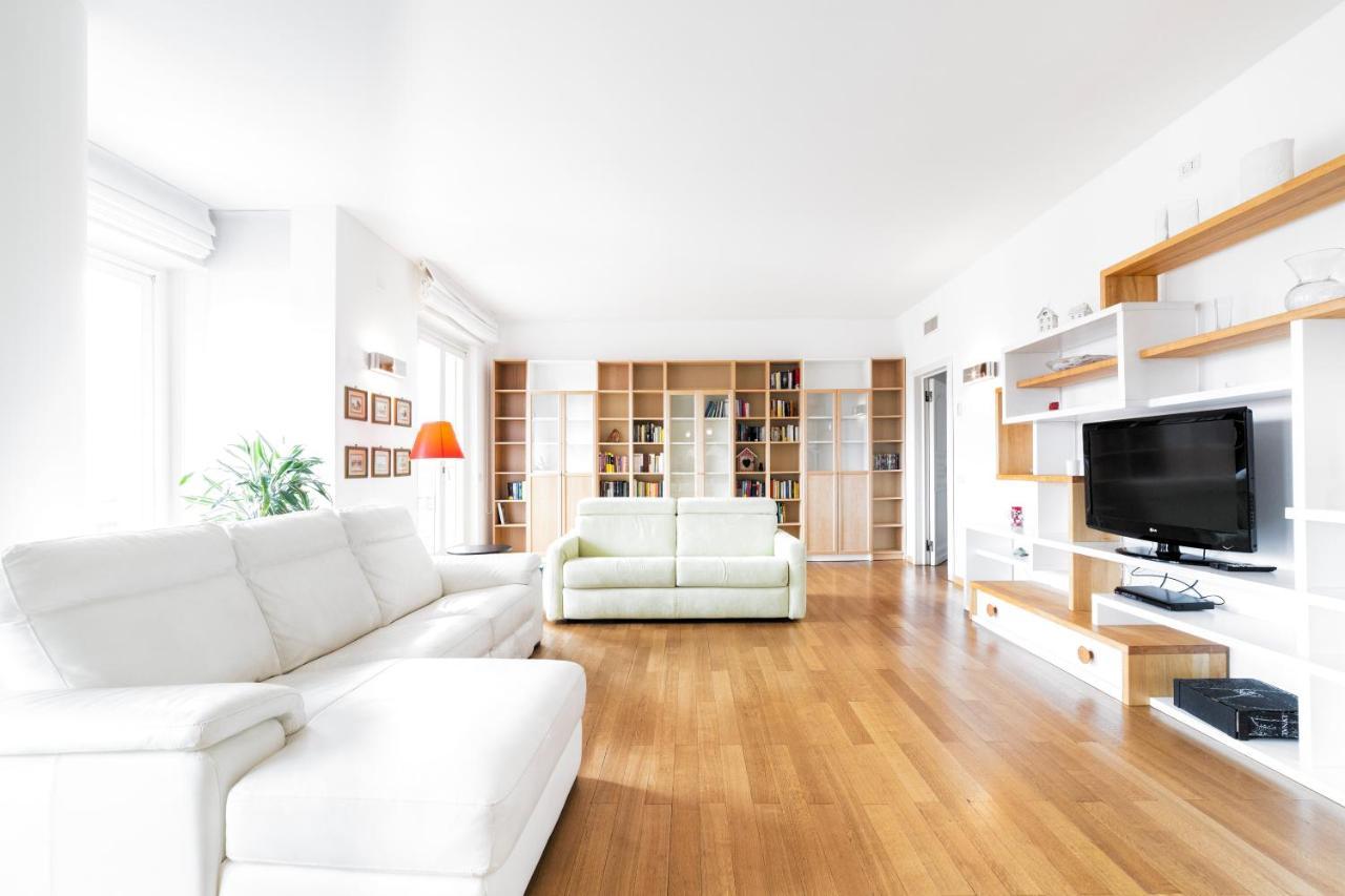 Loreto Elegant Flat Милано Екстериор снимка