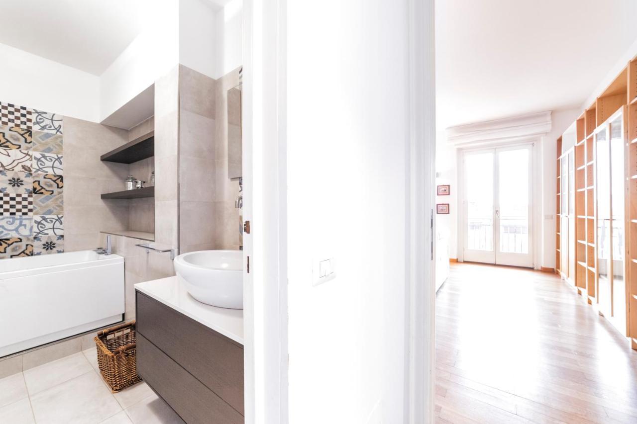 Loreto Elegant Flat Милано Екстериор снимка