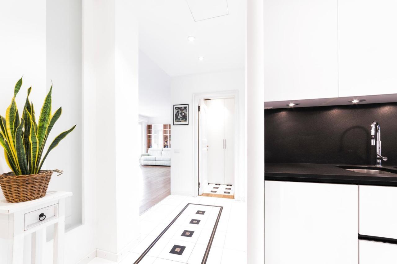 Loreto Elegant Flat Милано Екстериор снимка